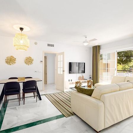 Marbella Playa Residencial Con Piscina Lejlighed Eksteriør billede