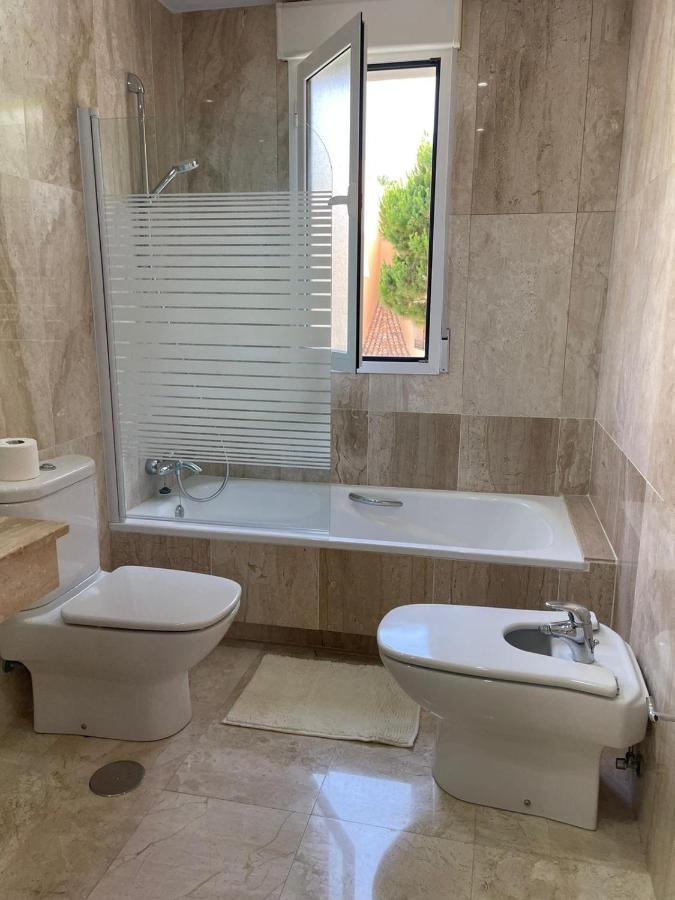 Marbella Playa Residencial Con Piscina Lejlighed Eksteriør billede