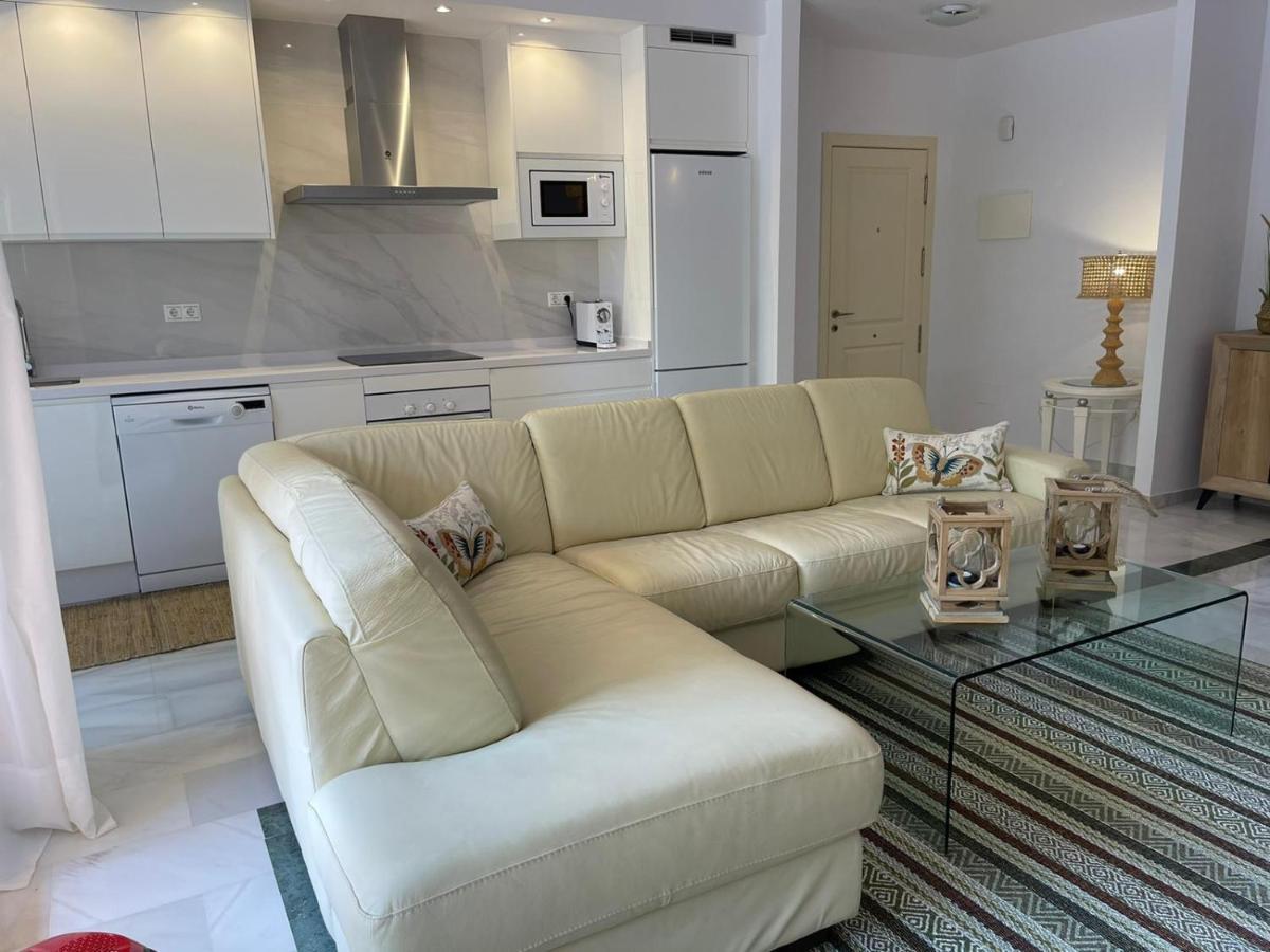 Marbella Playa Residencial Con Piscina Lejlighed Eksteriør billede