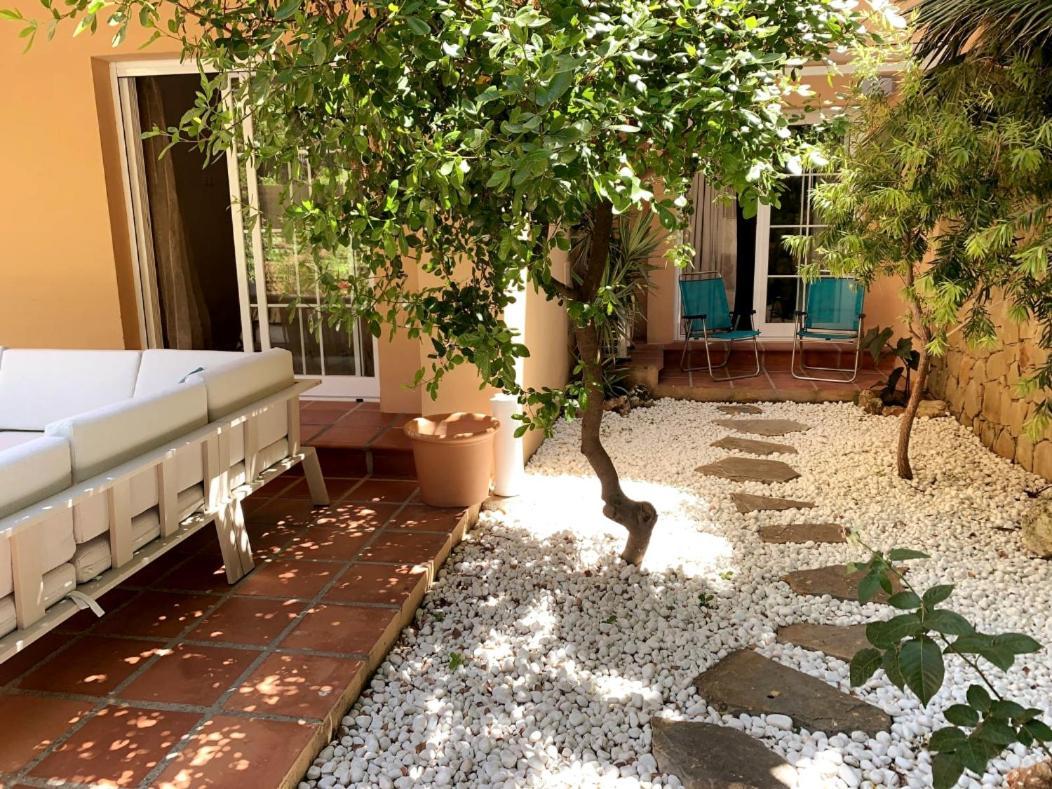 Marbella Playa Residencial Con Piscina Lejlighed Eksteriør billede