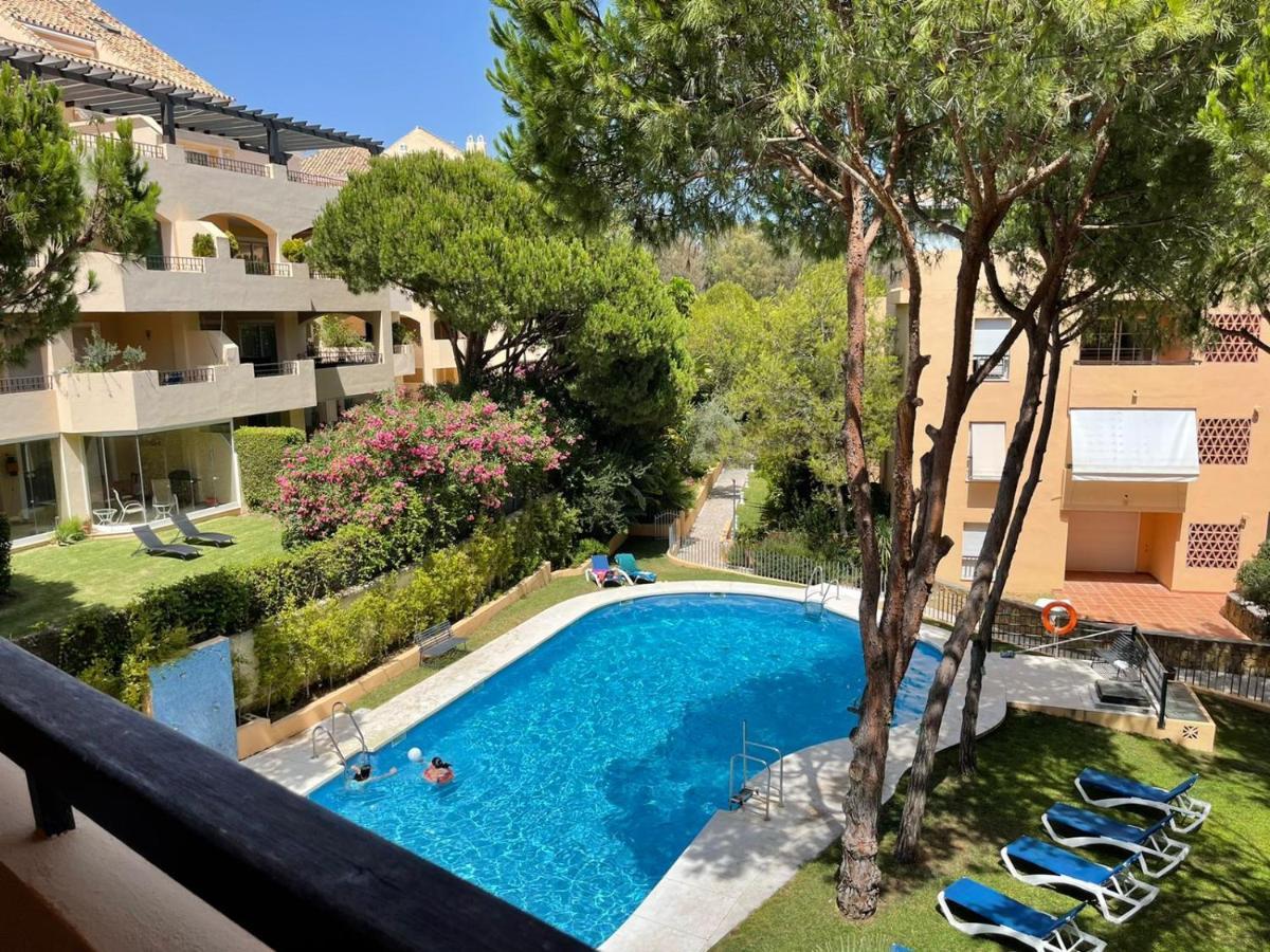 Marbella Playa Residencial Con Piscina Lejlighed Eksteriør billede