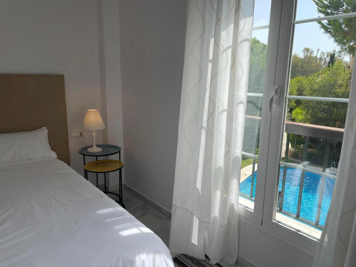 Marbella Playa Residencial Con Piscina Lejlighed Eksteriør billede