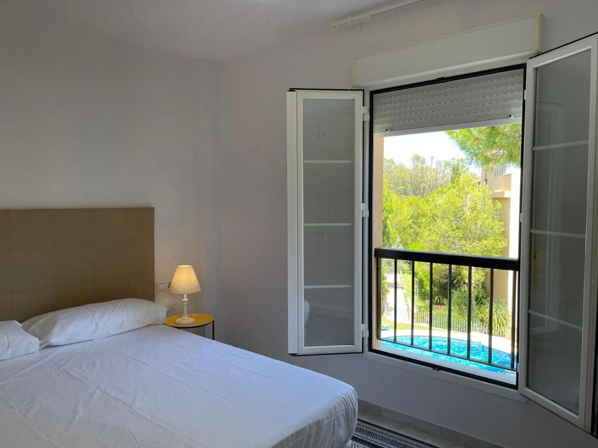 Marbella Playa Residencial Con Piscina Lejlighed Eksteriør billede