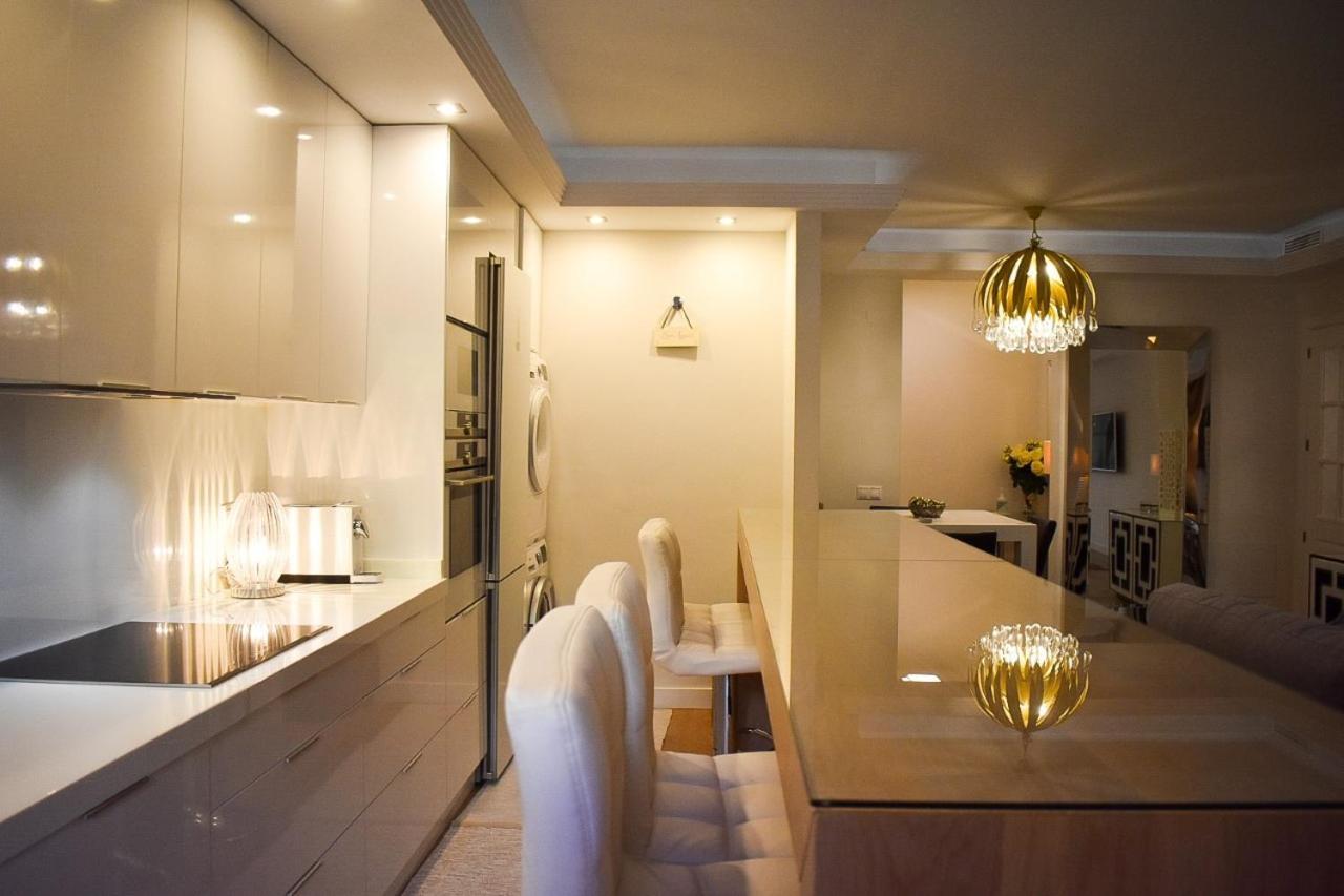 Marbella Playa Residencial Con Piscina Lejlighed Eksteriør billede