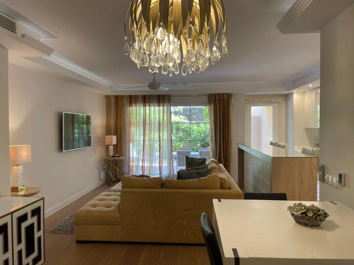 Marbella Playa Residencial Con Piscina Lejlighed Eksteriør billede