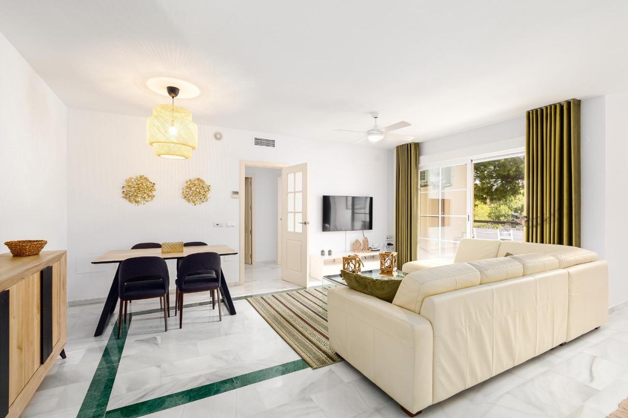 Marbella Playa Residencial Con Piscina Lejlighed Eksteriør billede