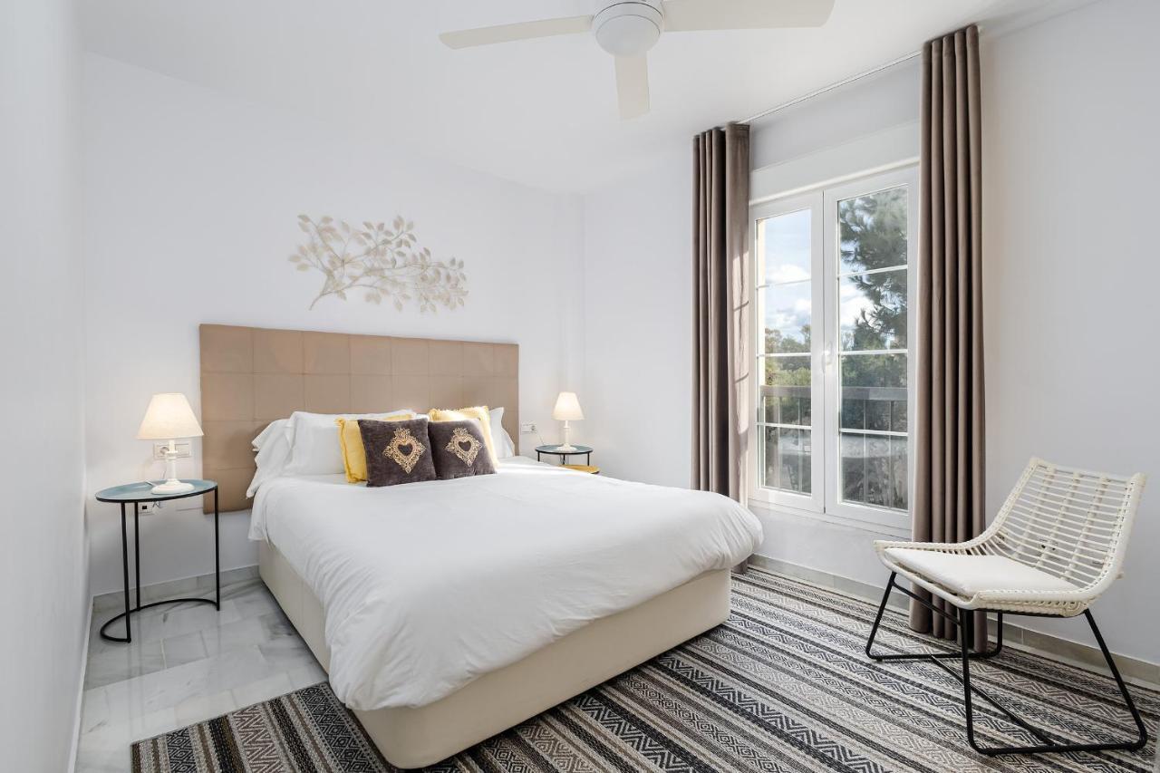 Marbella Playa Residencial Con Piscina Lejlighed Eksteriør billede