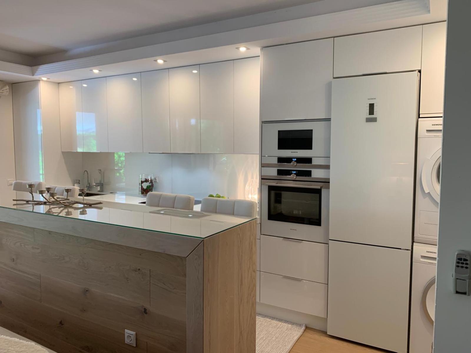 Marbella Playa Residencial Con Piscina Lejlighed Eksteriør billede